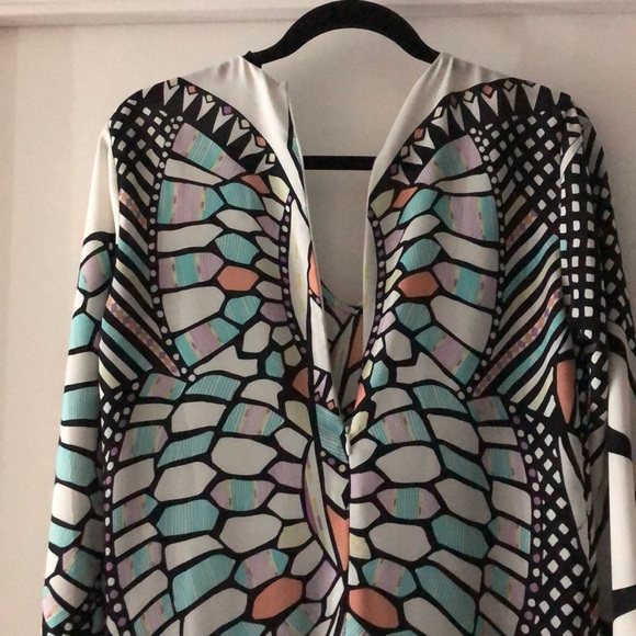 White printed long sleeve short lace trim romper - Picture 9 of 12